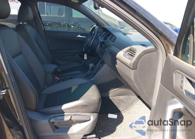 3VV3B7AX1MM057534: 43409668