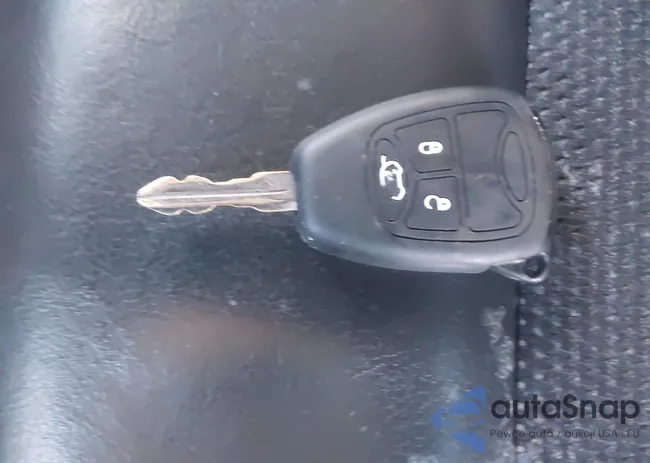 1C4NJPBB9GD803855: 43409705