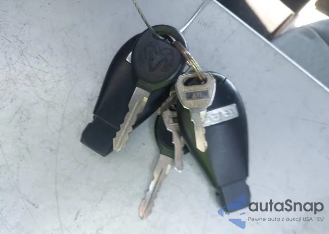 1C6RR6KG8DS519048: 43409940