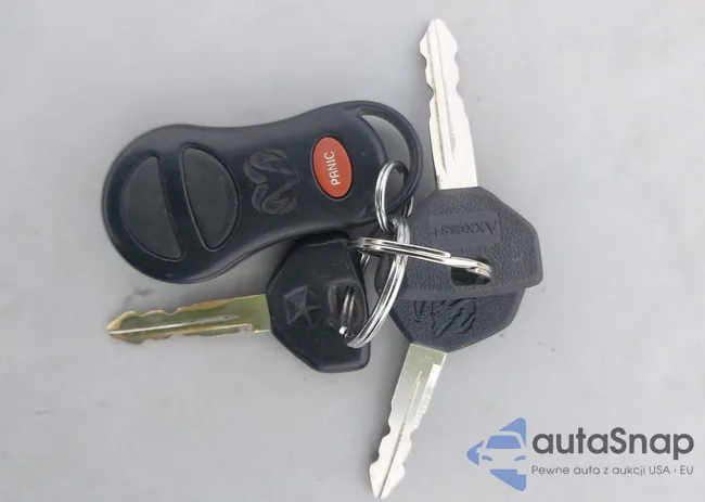 1B4HS28Z4YF164191: 43409961