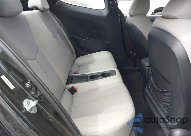 KMHTC6AD0DU106306: 43409235