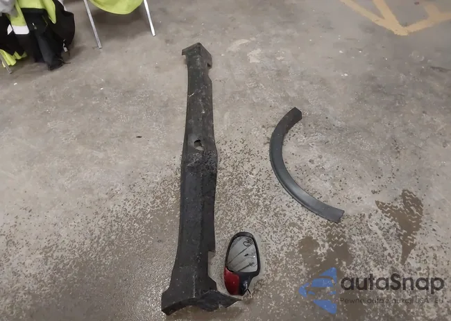 KNDPMCAC8H7247489: 43409515