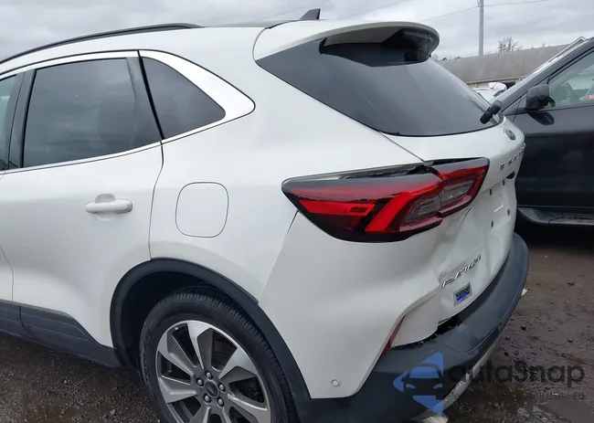 1FMCU9JAXPUA37441: 43410784