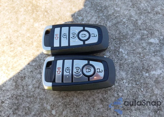 1FMCU9MN9PUB18199: 43410925