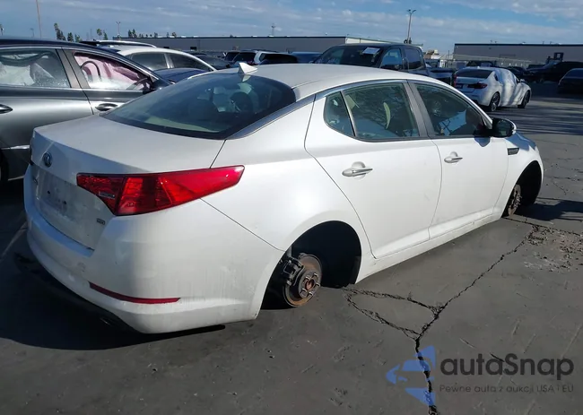 KNAGM4A75D5332429: 43410973