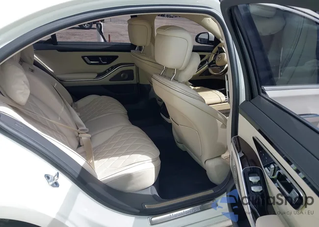 W1K6G7GB4PA215042: 43410384