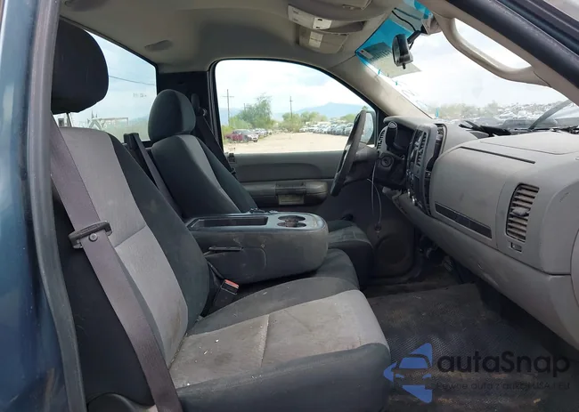 1GCEC14X28Z173374: 43410406