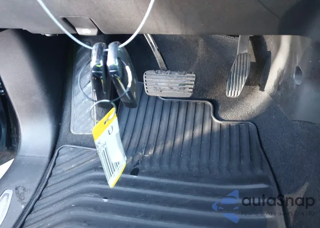 1GCPWCET2LZ337044: 43411780