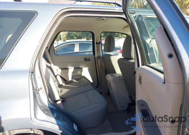 1FMCU0C77CKC43447: 43412061