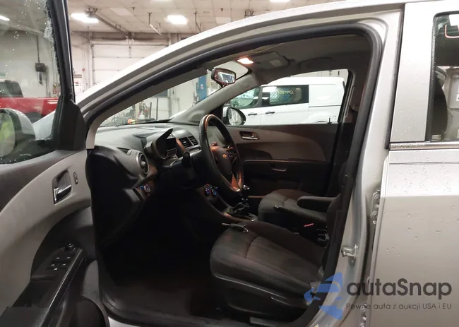 1G1JD6SH8F4138524: 43412110