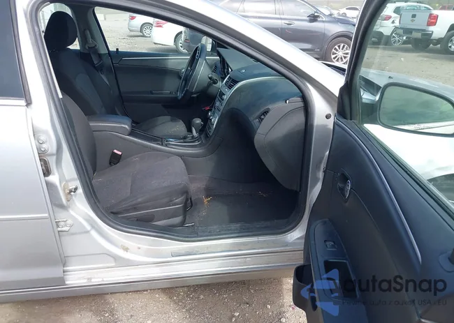 1G1ZC5E10BF261473: 43412125