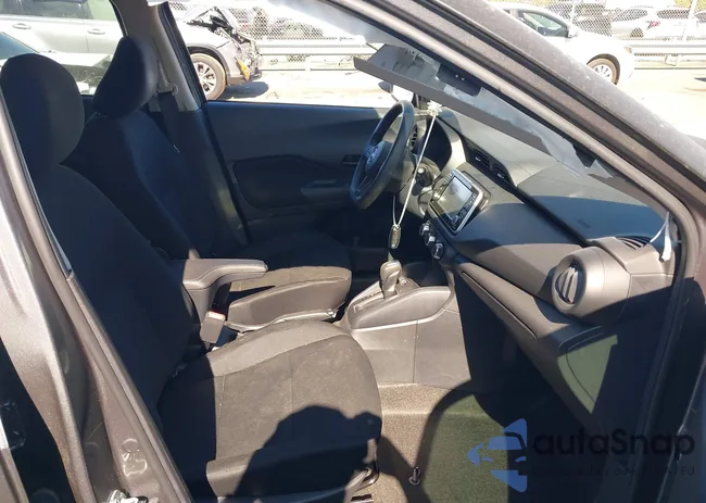 3N1CP5BV9RL579779: 43412151