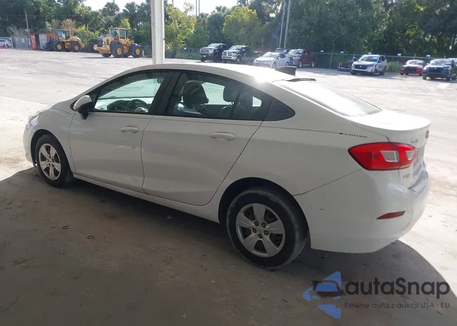 1G1BC5SM7J7144353: 43411286