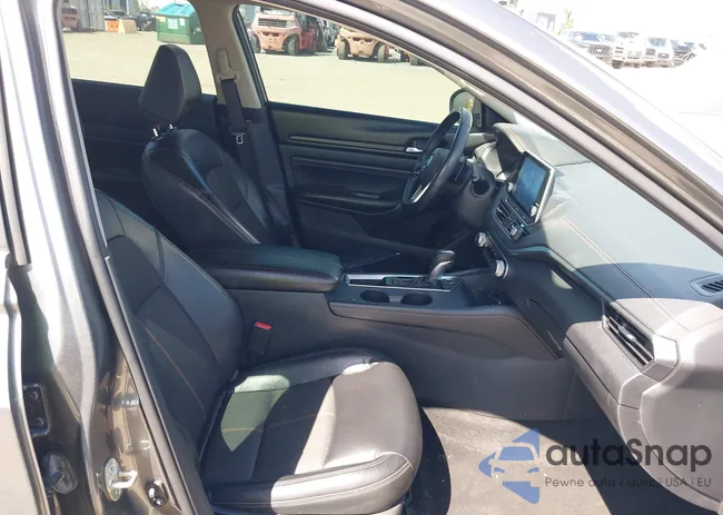 1N4BL4CV6MN307220: 43411393