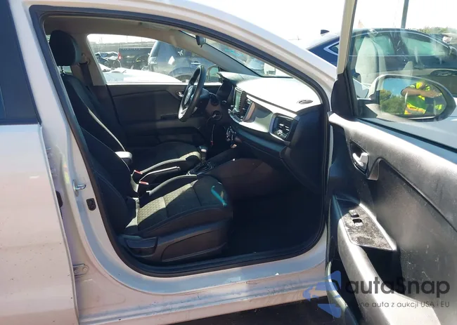 3KPA24AB7KE166029: 43412300