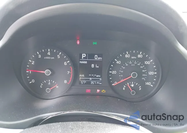 3KPA24AD9PE569180: 43412352