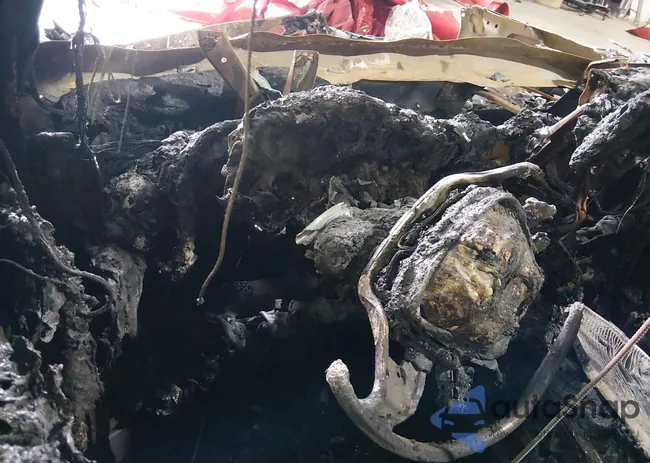 3FMCR9B63MRA09592: 43412540