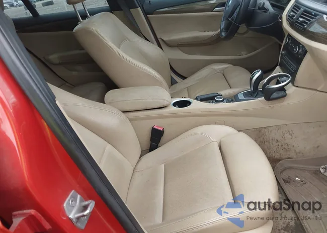 WBAVL1C5XDVR86900: 43413645