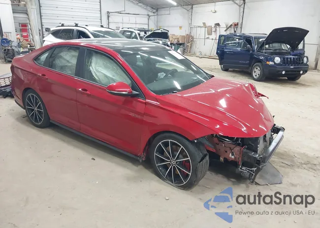 3VW2T7BUXSM012775: 43413729