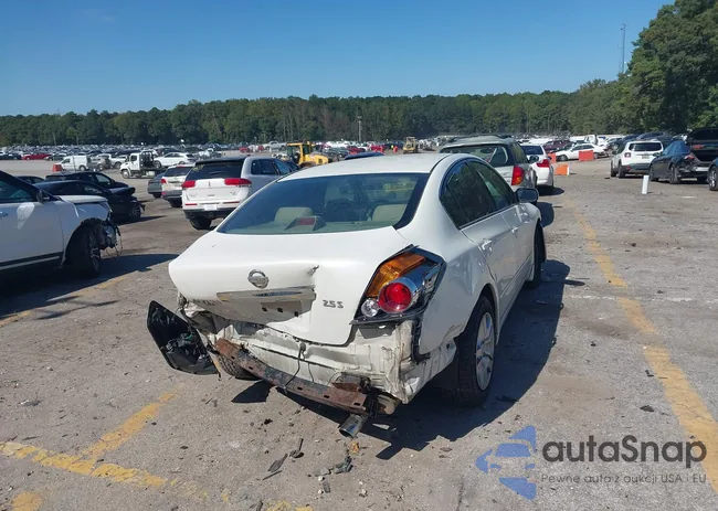 1N4AL2AP3AN407100: 43414633