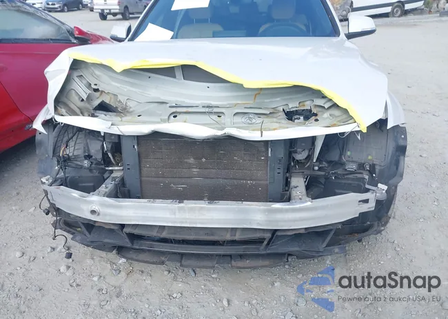 WBA8B9C50JEE81865: 43414655