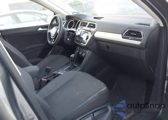 3VV1B7AX0KM062017: 43414875