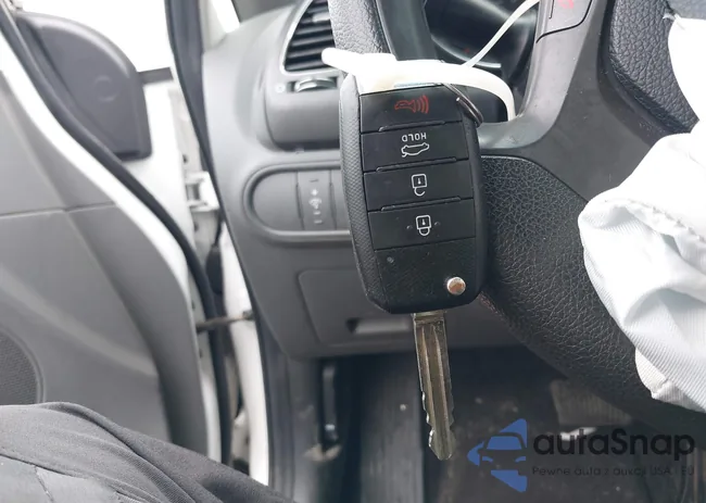 3KPFL4A7XJE233672: 43414884