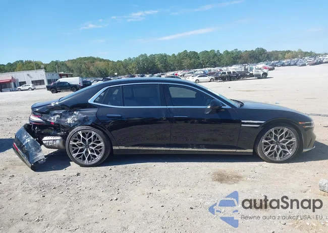 KMTFC4SD9RU041517: 43415130