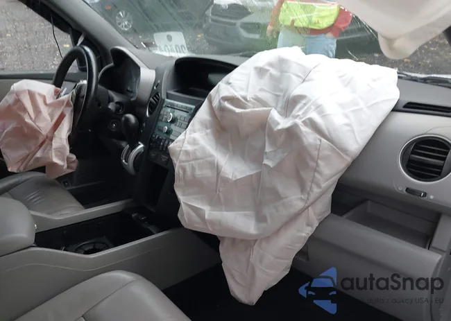 5FNYF48569B003749: 43415168