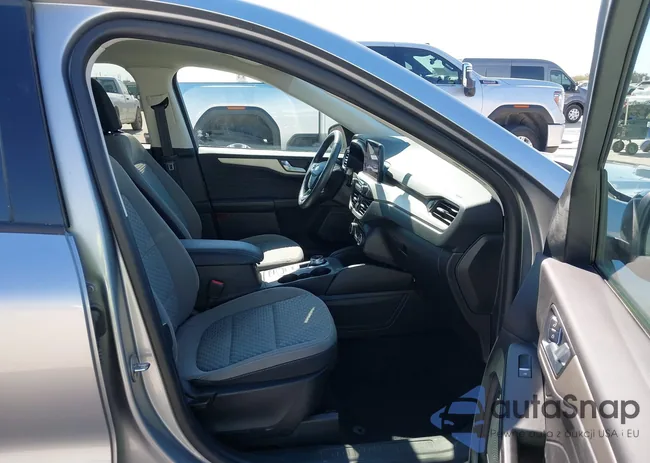 1FMCU0G65MUA32769: 43414209