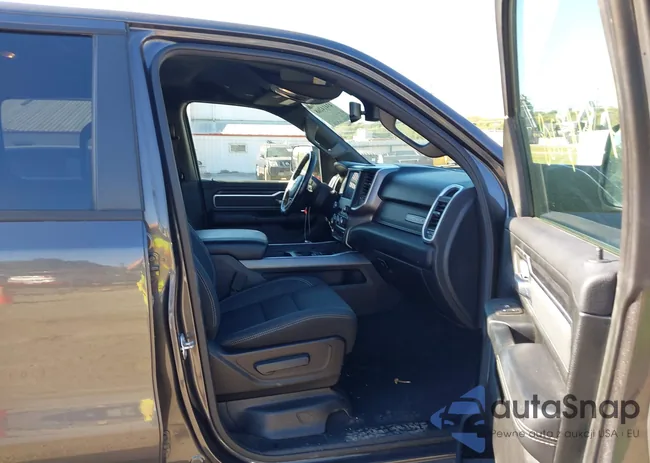 1C6SRFFT8KN737821: 43414268