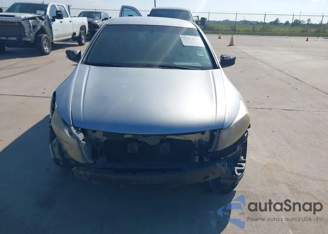 JHMCP26428C005692: 43414325