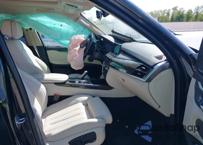 5UXKR0C57F0P16424: 43414415