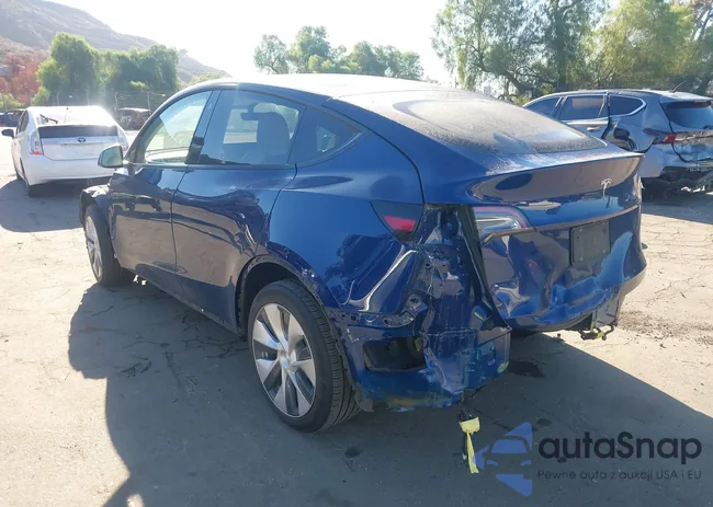 5YJYGDED5MF113905: 43415591