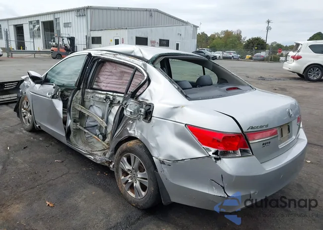 1HGCP2F69CA159518: 43415628