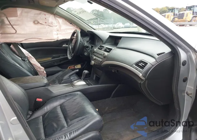 1HGCP2F69CA159518: 43415628