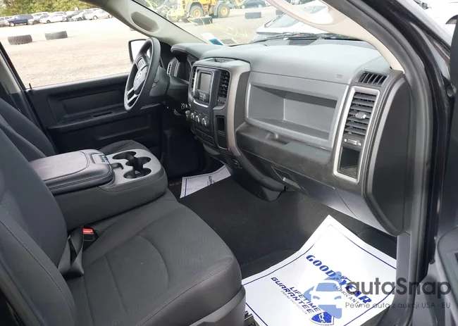 1C6RR7FG6KS582744: 43415939