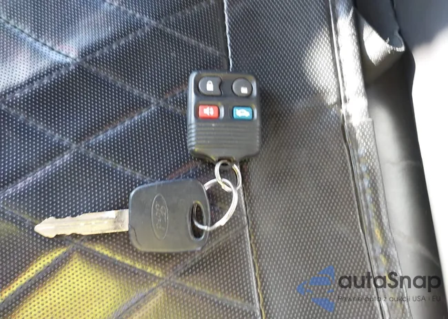 1FAFP44493F341267: 43415986