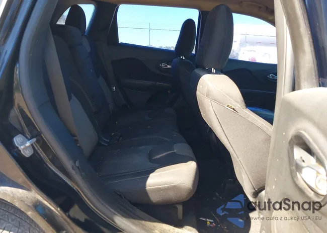 1C4PJLAB7FW547785: 43415997