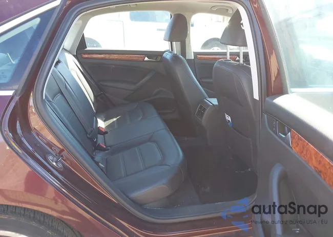 1VWBN7A38EC078251: 43416083