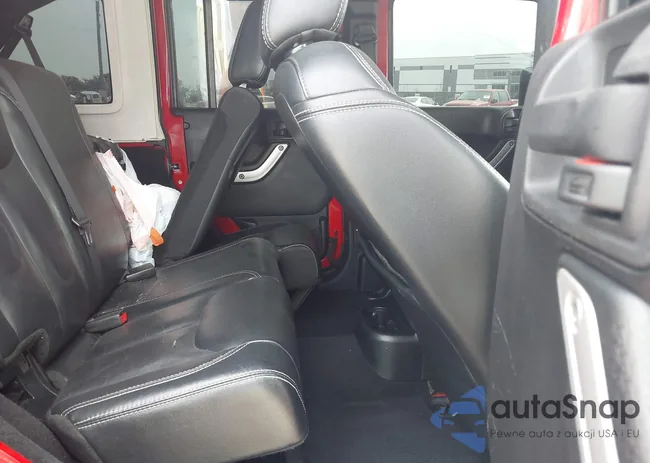 1C4BJWEG2EL150373: 43416105