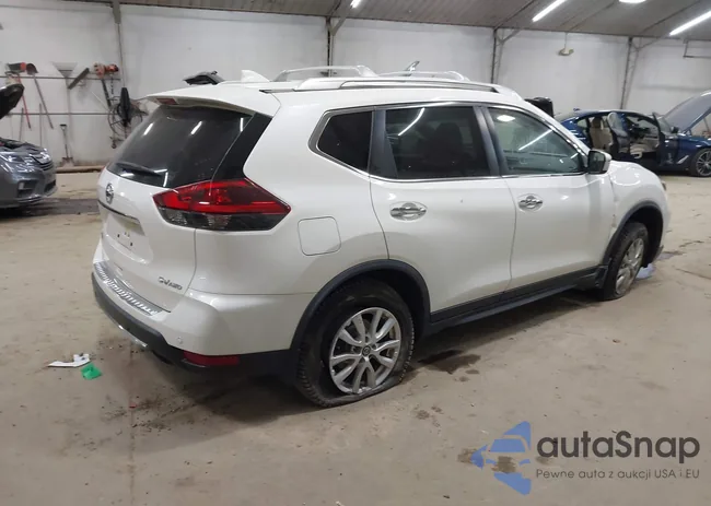 JN8AT2MV5LW122744: 43415247