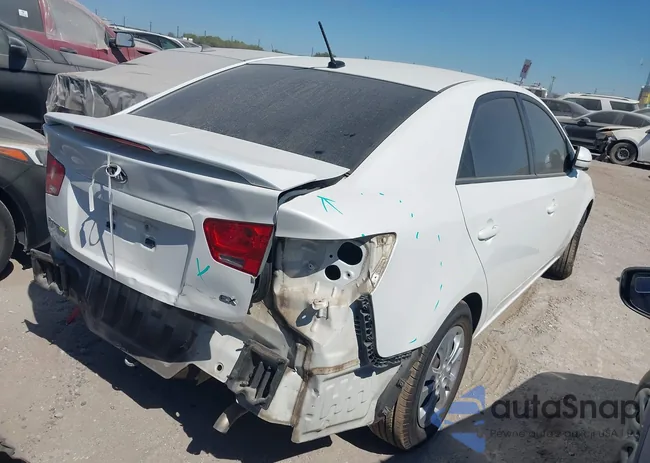 KNAFU4A27D5684637: 43415260