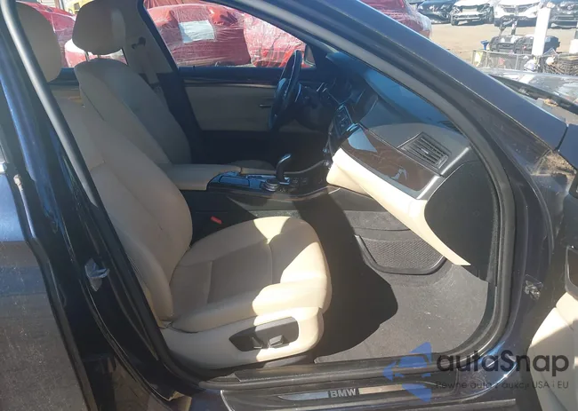 WBA5A7C58GG148186: 43415358