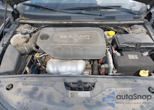 1C3CCCAB1FN561040: 43415389