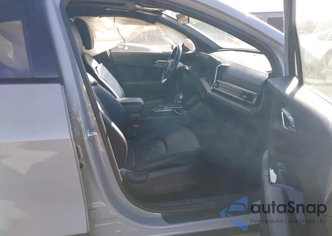 5XYK6CDF9RG151384: 43416670