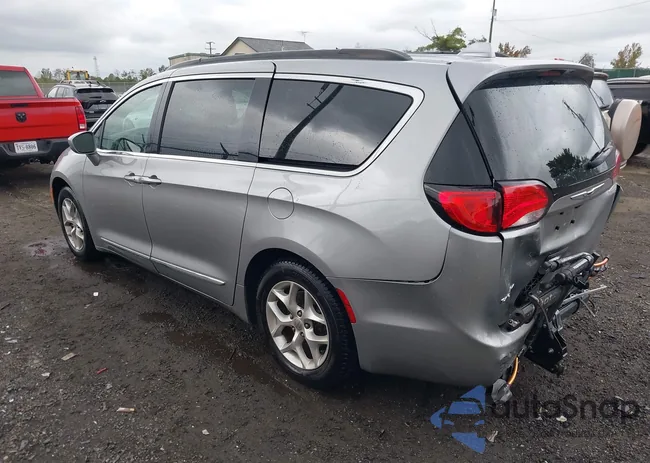 2C4RC1BG9HR634715: 43417113