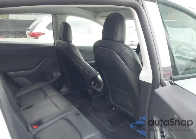 5YJYGDEE6MF298085: 43417144