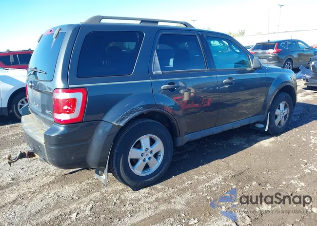 1FMCU93G59KA29232: 43416536