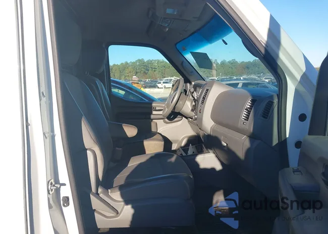 1N6BF0KM1LN808157: 43417585